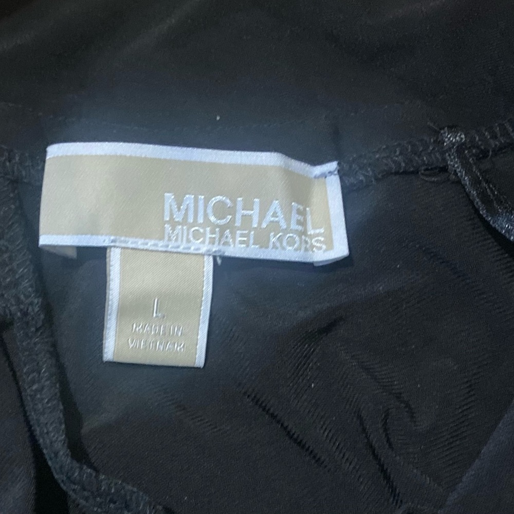Michael Kors Open-Back Shirt - Picture 4 of 6